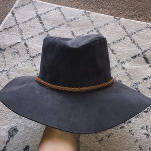 Dusty navy floppy hat